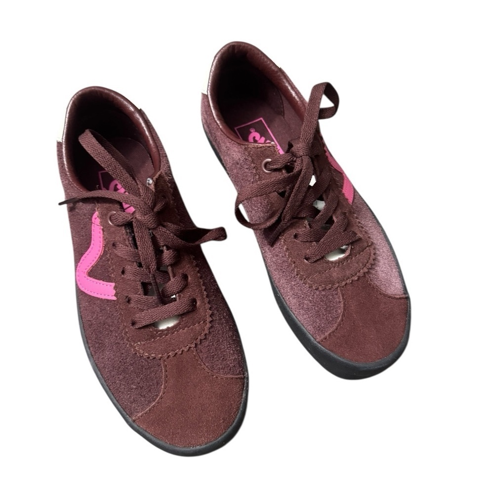 Vans  Sport Low Top Suede Retro Sneakers Size 7